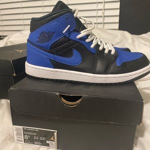 Air Jordan 1 Mid